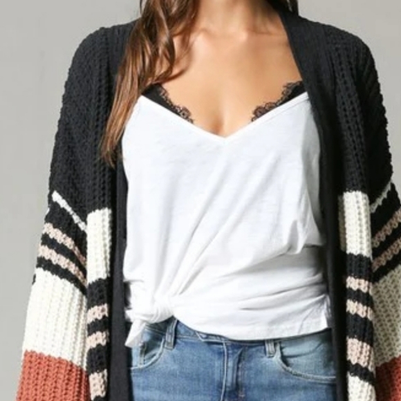 Gorgeous Autumn Spice Colorblock Cardigan Sweater - Picture 4 of 12